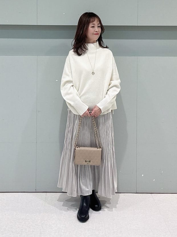 makiさんの「UNTITLED｜【8色展開/洗える】ウールカシミヤ ハイネックニット」を使ったコーディネート