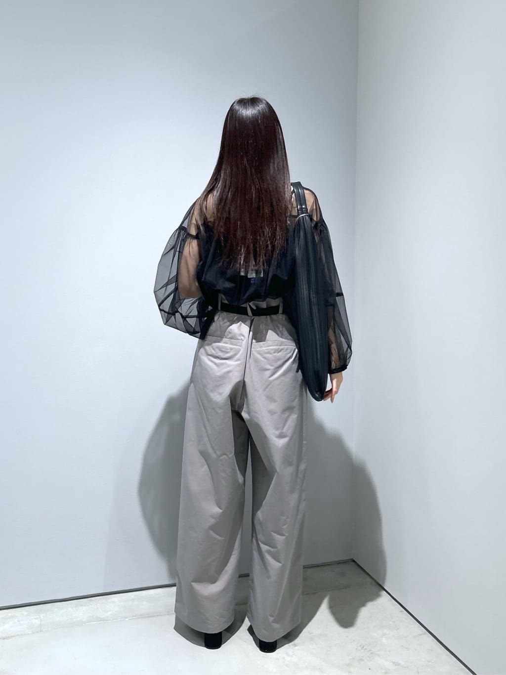 Renoさんの「INDIVI｜チノシャンプレータックパンツ」を使ったコーディネート