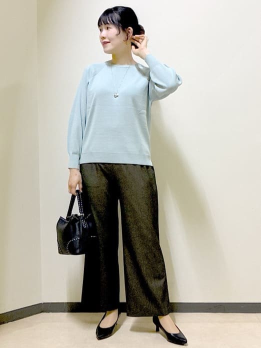  beni_gingerさんの「Reflect｜【ゆったり着られる◎】ラグランスリーブニット」を使ったコーディネート