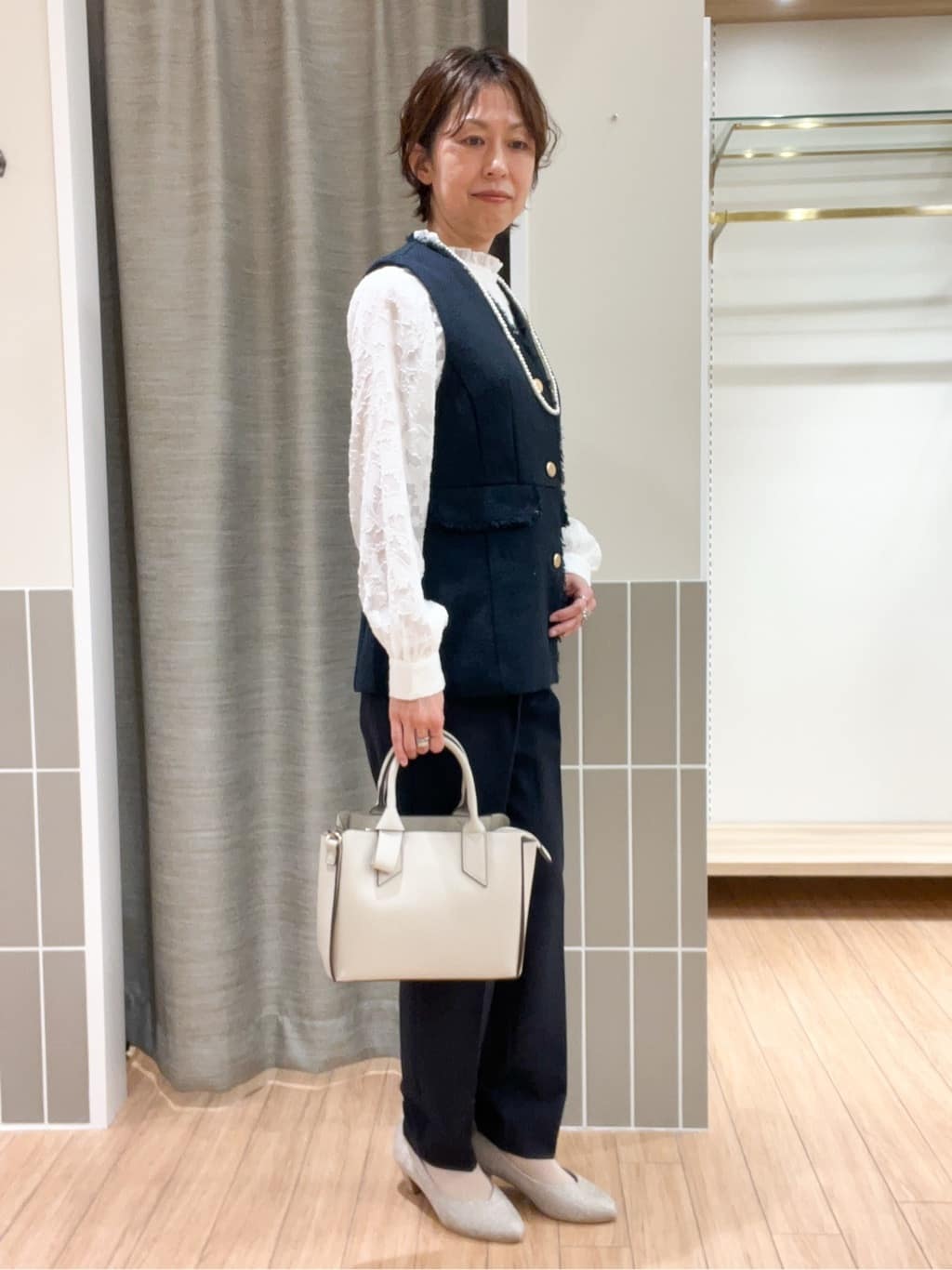 ヨッコさんの「grove｜【マルチWAY】アソートボウタイブラウス【手洗いOK】」を使ったコーディネート