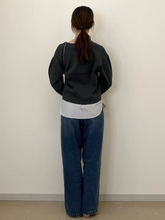 miyuuさんの「OPAQUE.CLIP｜ゴールドビックボタンVネックニットカーディガン【洗濯機OK】」を使ったコーディネート