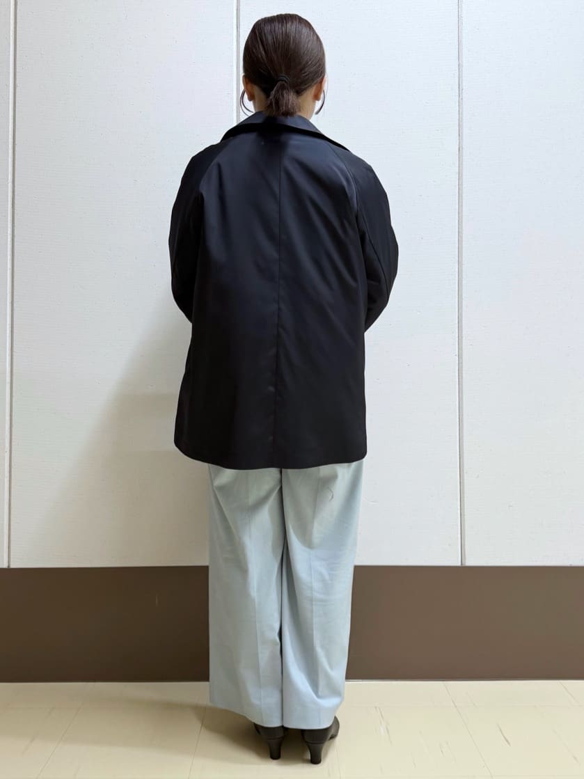 Rikoさんの「INDIVI｜【撥水／UVケア／2WAY】超軽量ライナー付ライトトレンチコート」を使ったコーディネート