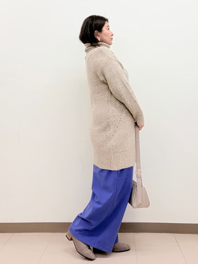 haruさんの「SHOO･LA･RUE｜【洗濯機可/S-LL/体型カバー】女性らしい美シルエット チュニックニットワンピース」を使ったコーディネート
