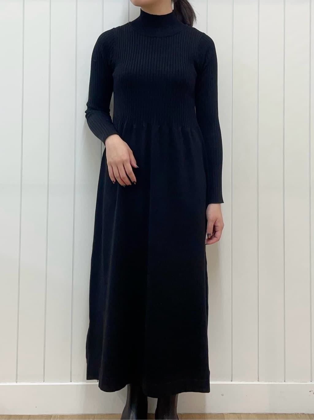 Mayaさんの「Dessin｜【2点セット・洗える】シャギーベストニットワンピース」を使ったコーディネート
