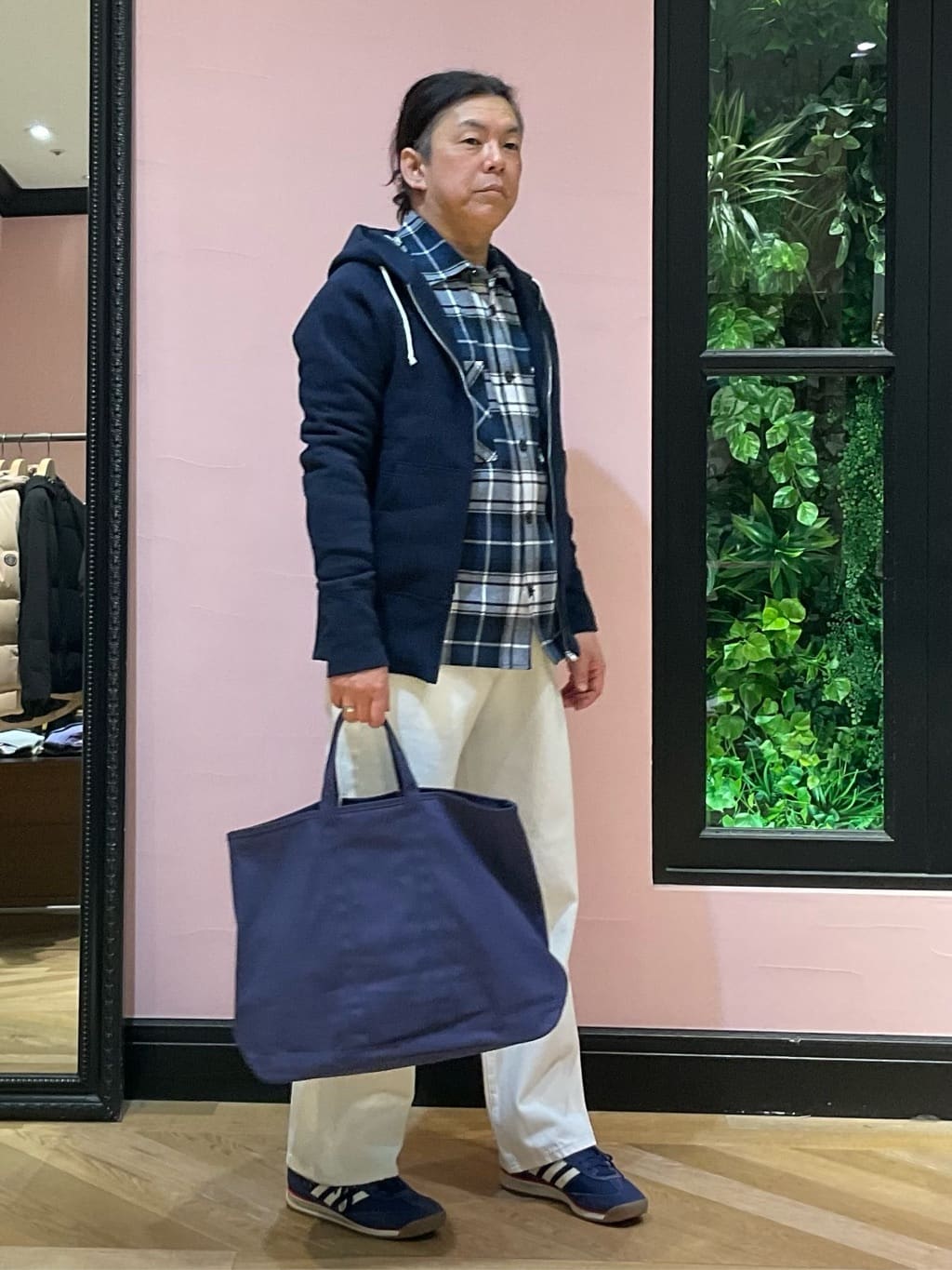 Nagaseさんの「DRESSTERIOR｜リバーシブルカシミヤマフラー」を使ったコーディネート