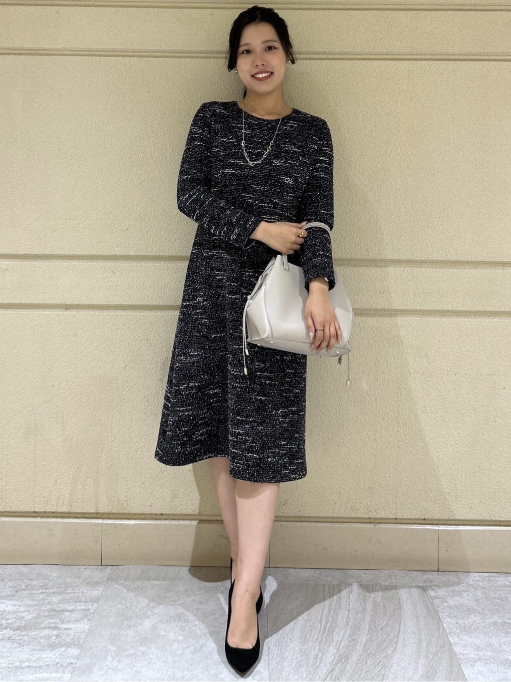 Momokaさんの「COUP DE CHANCE｜【手洗い可／日本製】ツイード風ワンピース」を使ったコーディネート