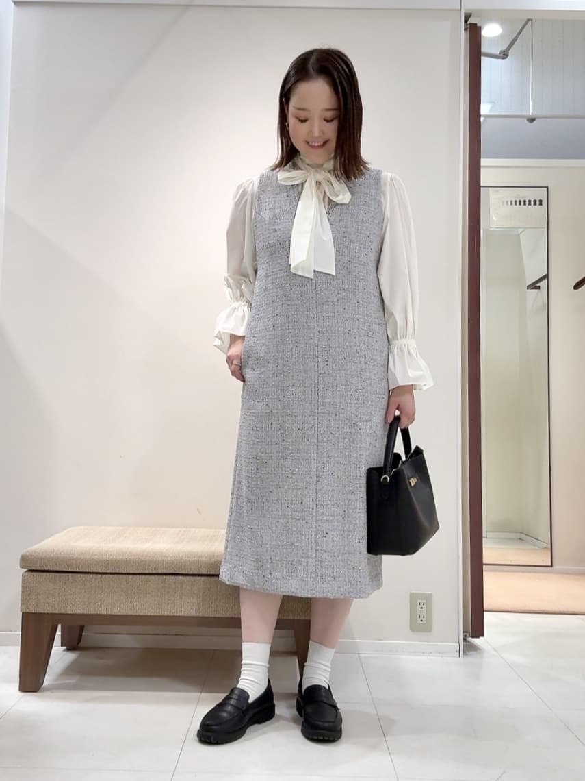YUIさんの「UNTITLED｜【洗える/細見え】ツイード ジャンパースカート」を使ったコーディネート