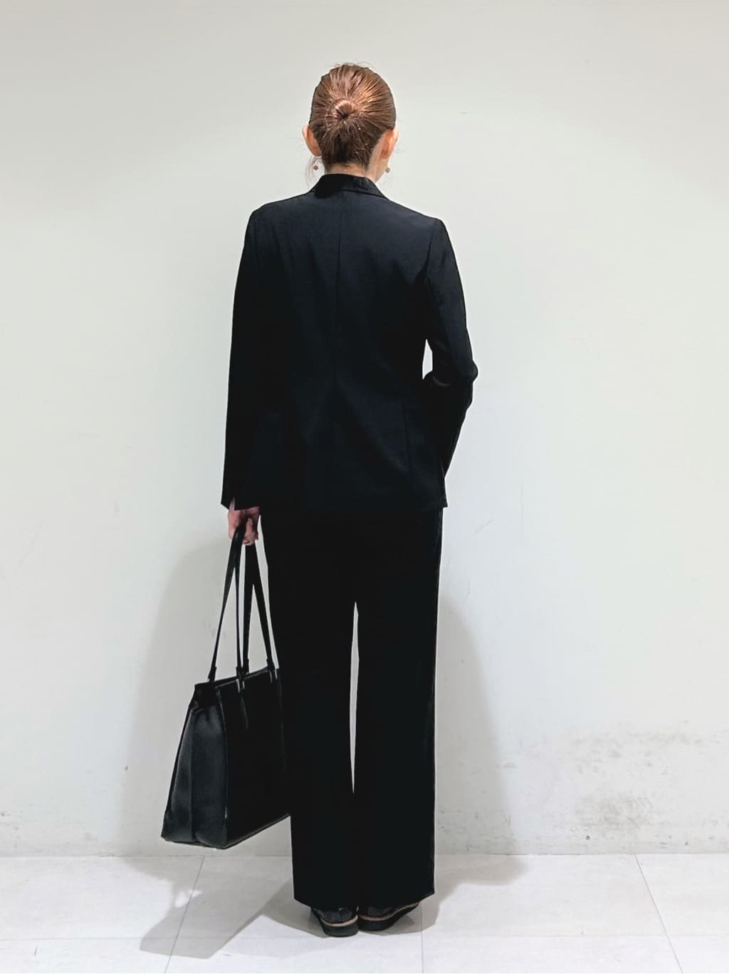 tsuyuさんの「INDIVI｜【名品／撥水／抗菌防臭】ロング丈リサイクルダウンコート」を使ったコーディネート