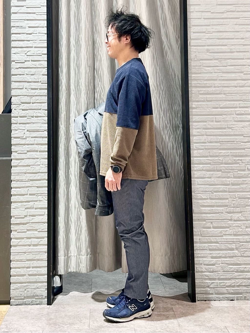 KENJI Iさんの「THE SHOP TK｜【軽くて、暖かい】SORONA／ソロナ 中綿ブルゾン 防風/軽量/洗濯機OK/フード脱着可」を使ったコーディネート