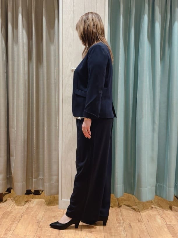 HANAさんの「SHOO･LA･RUE｜【洗濯機可/セットアップ可/S-3L】きちんと楽に。カットジョーゼットノーカラージャケット」を使ったコーディネート