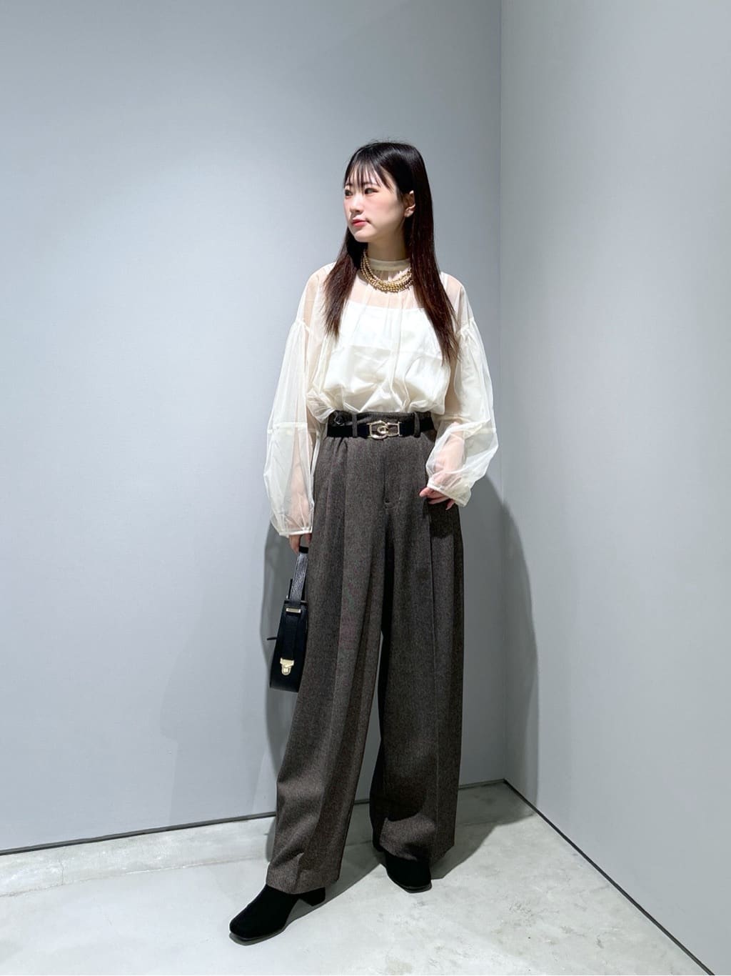 Renoさんの「INDIVI｜【MILLELA FIRENZE】ショルダームーンバッグ」を使ったコーディネート