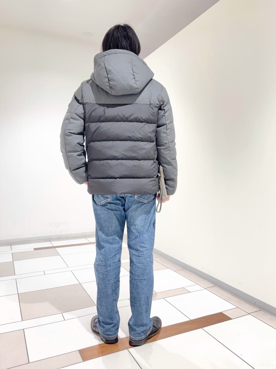 及川さんの「TAKEO KIKUCHI｜カラーコンビ ダウンブルゾン」を使ったコーディネート