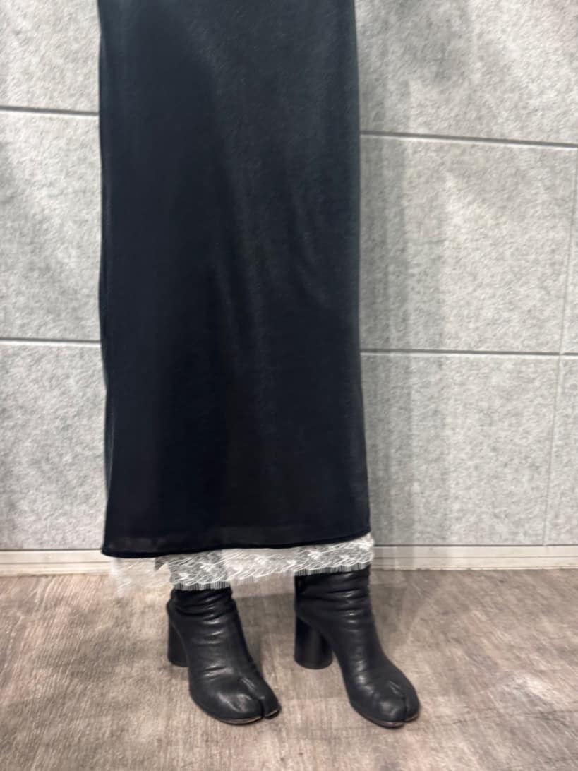 designer yukaさんの「CODE A｜velvet open back dress」を使ったコーディネート