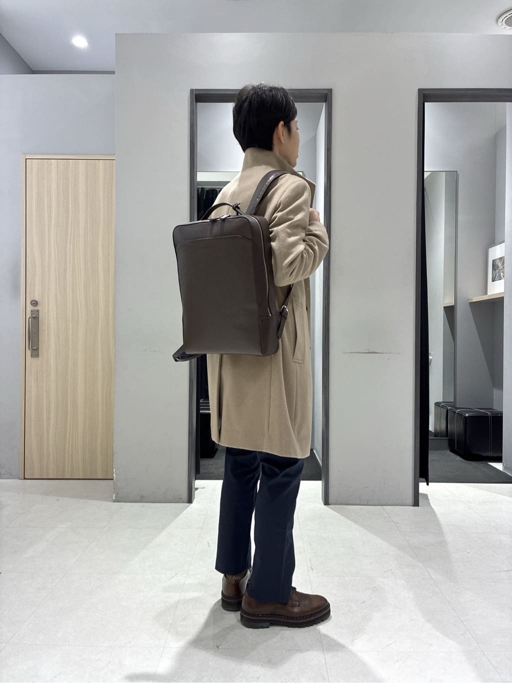 わいずみさんの「TAKEO KIKUCHI｜【ウールカシミヤブレンド】ビーバー調 スタンドカラー コート」を使ったコーディネート