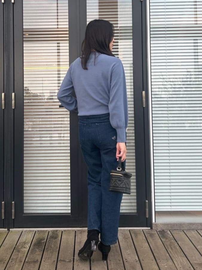 shinoさんの「Couture brooch｜【洗える/スカラデザイン】パフスリーブ ニット」を使ったコーディネート
