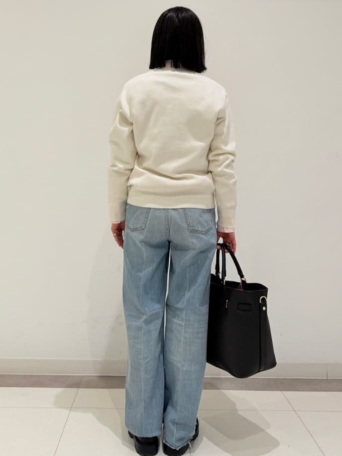 MIYAKAWAさんの「DRESSTERIOR｜◆ウォッシャブルコットンカシミヤプルオーバーニット」を使ったコーディネート