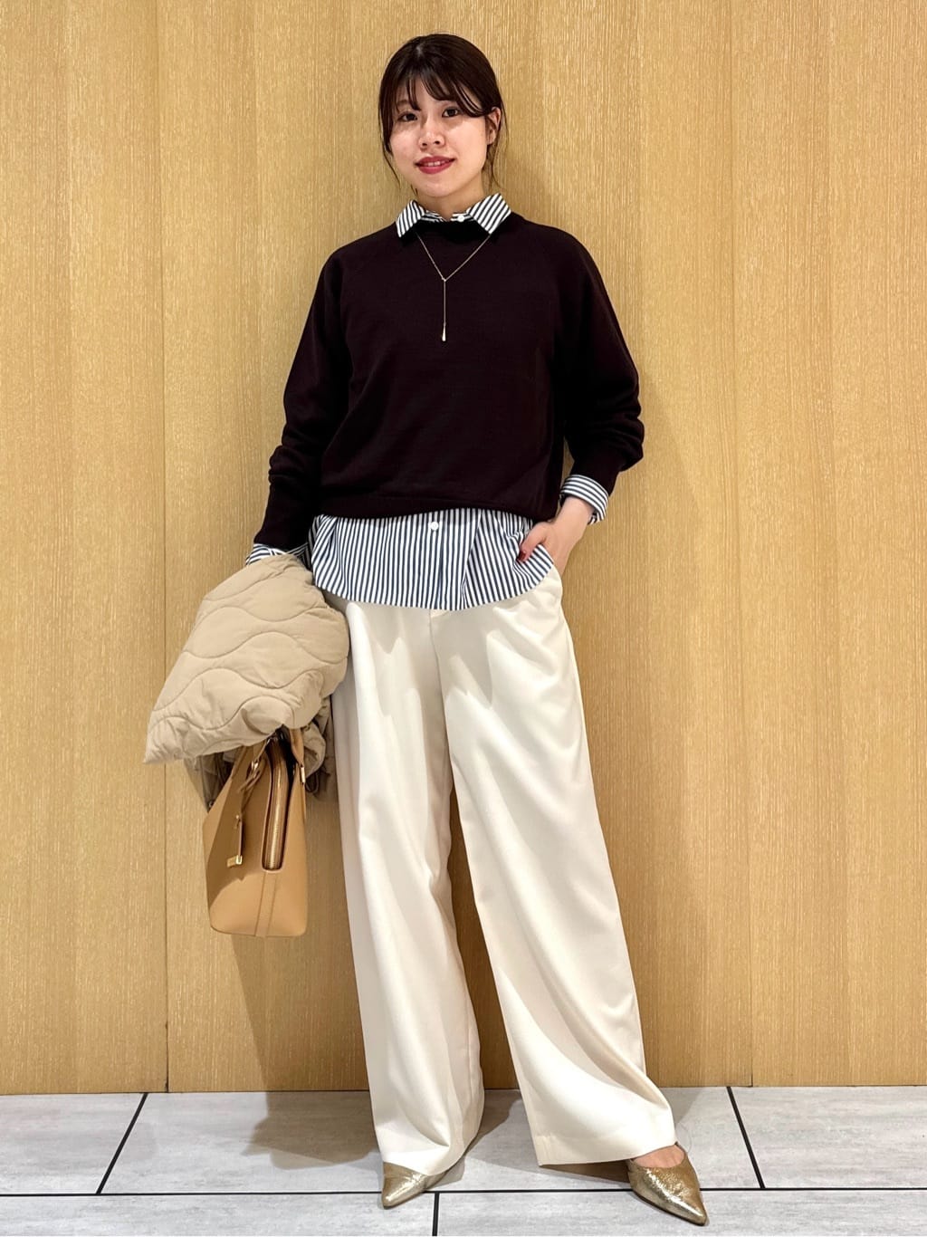 nanaさんの「UNTITLED｜【8色展開／コンパクト丈】レーヨン混 コクーンニット」を使ったコーディネート