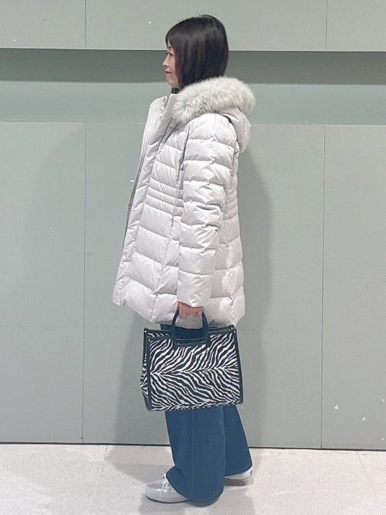 makiさんの「UNTITLED｜【重ね着もおすすめ/洗える】ウールカシミヤ クルーネックニット」を使ったコーディネート
