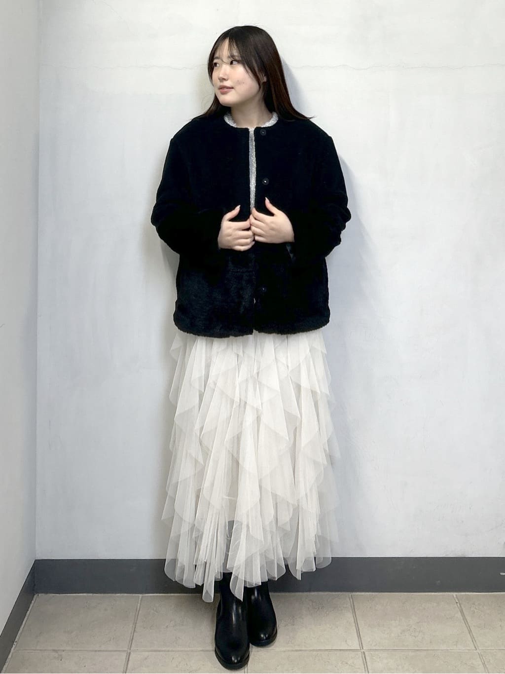 sayaさんの「OPAQUE.CLIP｜フェイクボア切替ショートコート」を使ったコーディネート