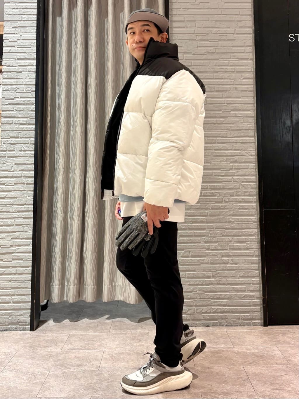 Pーyamaさんの「THE SHOP TK｜【撥水/洗濯機可】寒い季節でも快適 中綿スタンドブルゾン」を使ったコーディネート