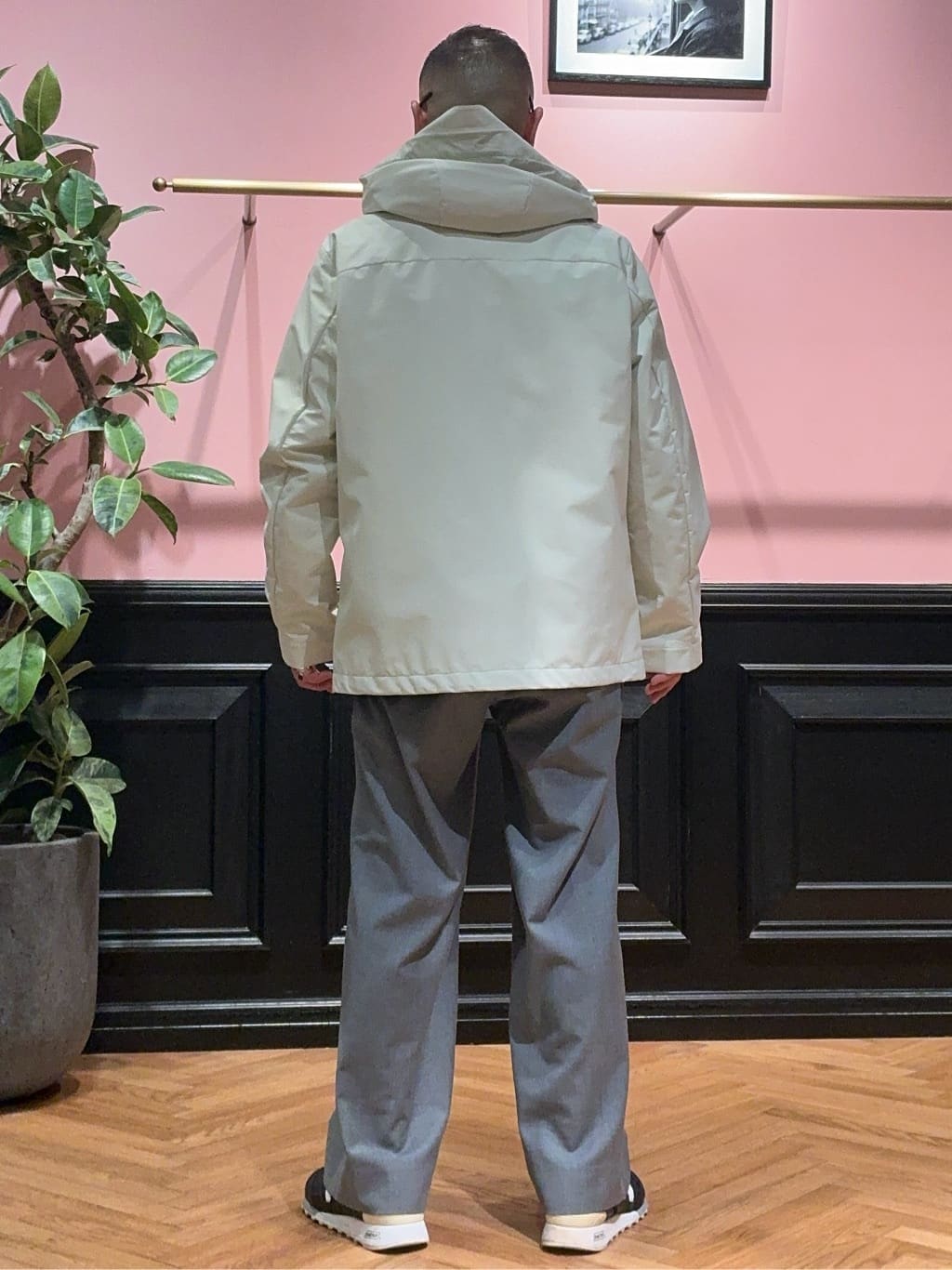 torigoeさんの「DRESSTERIOR｜【防水/透湿素材/ウォッシャブル】ウォータープルーフ マウンテンパーカー」を使ったコーディネート