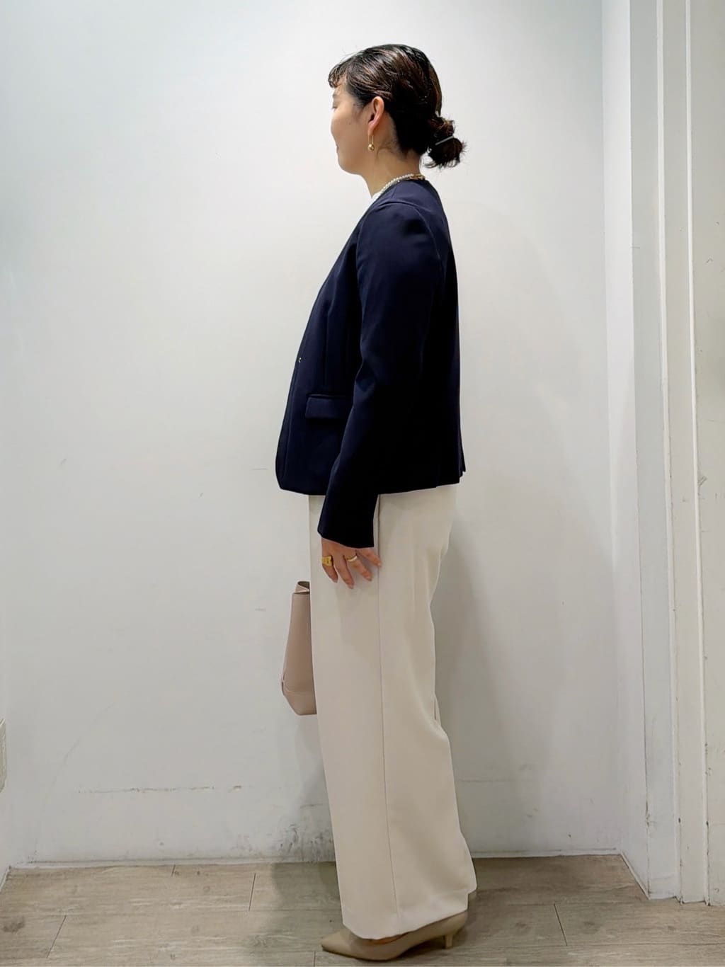 sumicaさんの「OPAQUE.CLIP｜《通勤／セットアップ対応》 パイピングVネックジャケット【洗濯機OK】」を使ったコーディネート