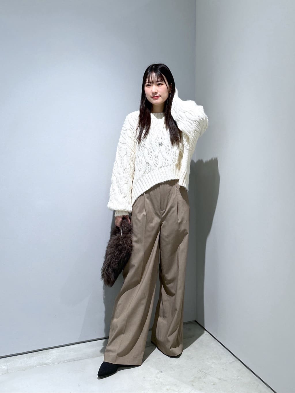 Renoさんの「INDIVI｜Timeless｜ベルテッドワイドパンツ【セットアップ対応】」を使ったコーディネート