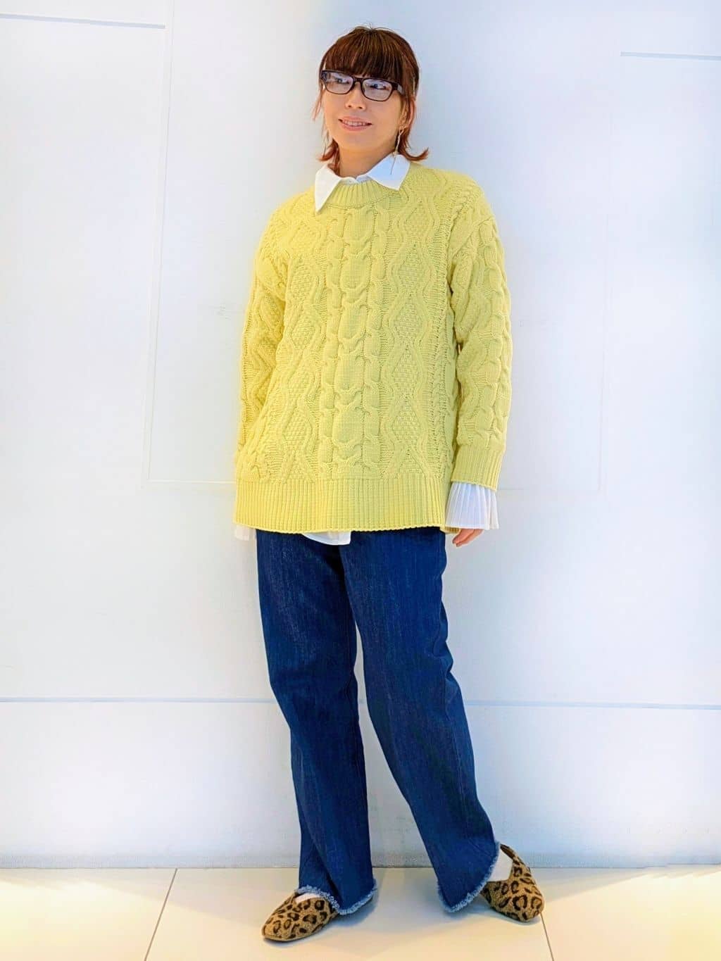 4410さんの「THE SHOP TK｜【洗える】冬のコーデを盛り上げる マットモール ケーブルニット」を使ったコーディネート