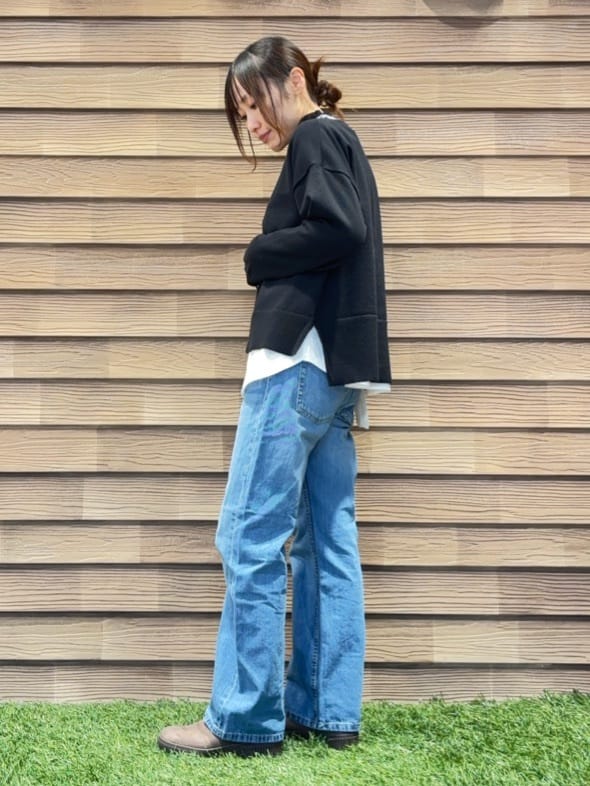 himiさんの「SHOO･LA･RUE｜【2点セット/洗濯機可/S-LL】着回しがきく もちもちハイネックニット+裾シャツインナー」を使ったコーディネート