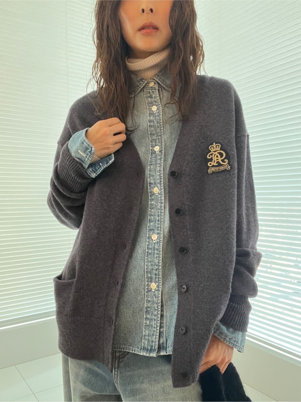 misaさんの「DRESSTERIOR｜レタードニットカーディガン」を使ったコーディネート