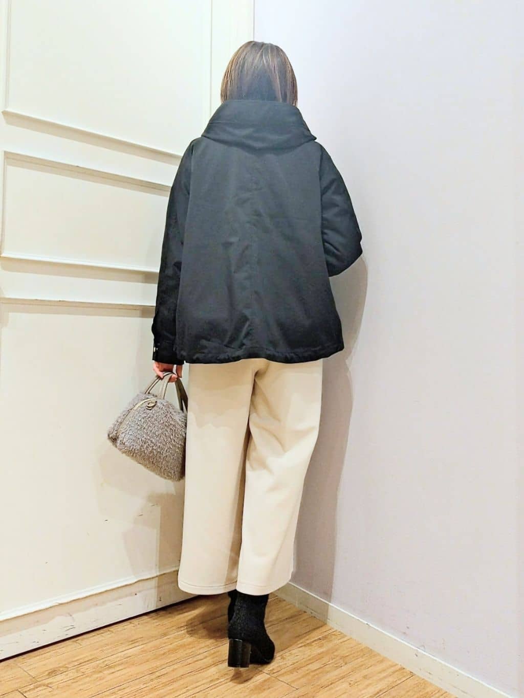 miomioさんの「SHOO･LA･RUE｜【着丈選べる/きっと虜になる】あったかもちもち ワイドパンツ」を使ったコーディネート