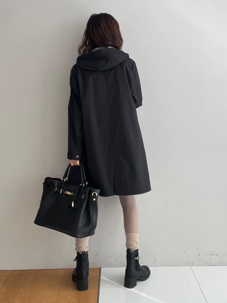 misaさんの「DRESSTERIOR｜【ウォッシャブル/撥水素材】撥水フーテッドツイルコート」を使ったコーディネート