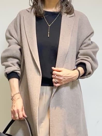 tomoさんの「UNTITLED｜【ロング丈/軽やか】テーラード　リバーコート」を使ったコーディネート