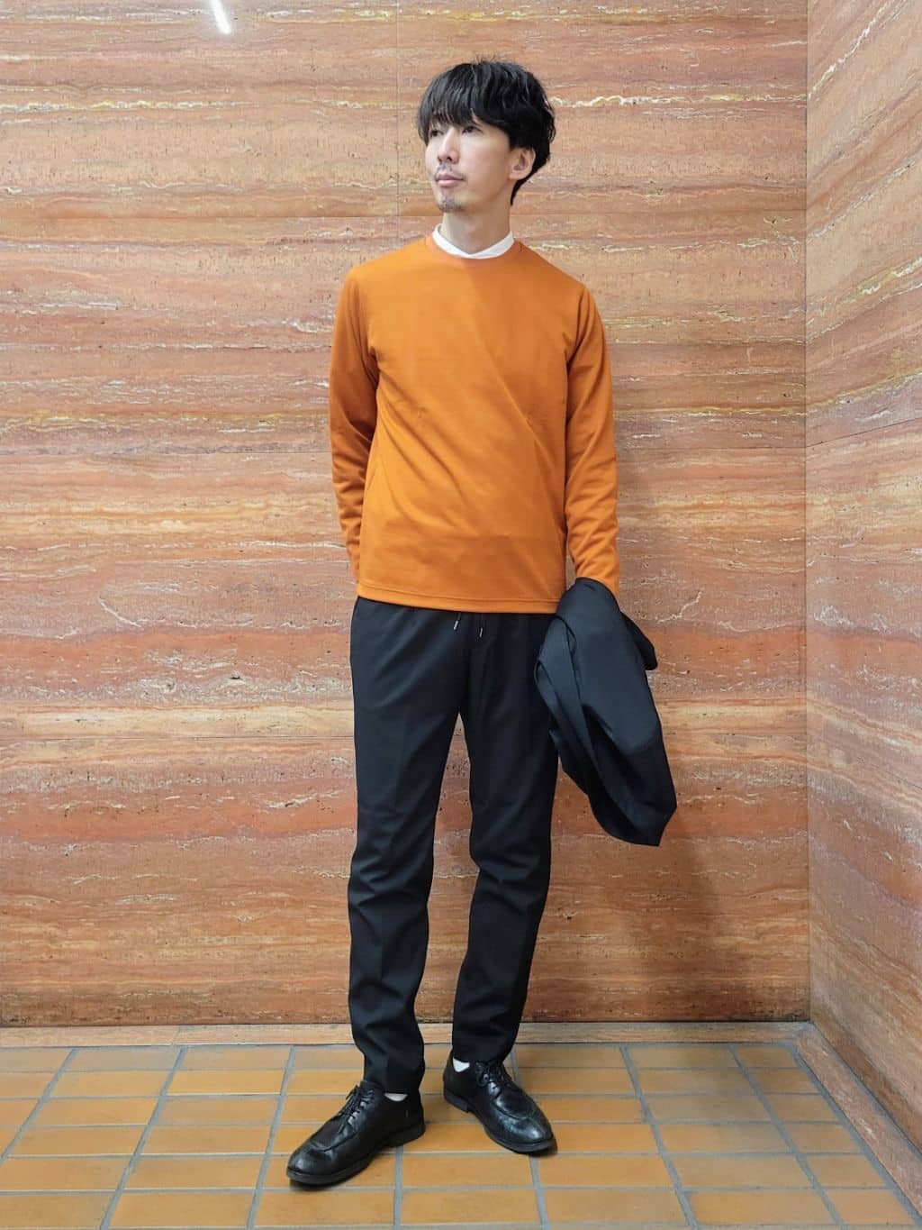piroyaさんの「TAKEO KIKUCHI｜【ON／OFF兼用】CARREMANファブリック ノーカラージャケット」を使ったコーディネート
