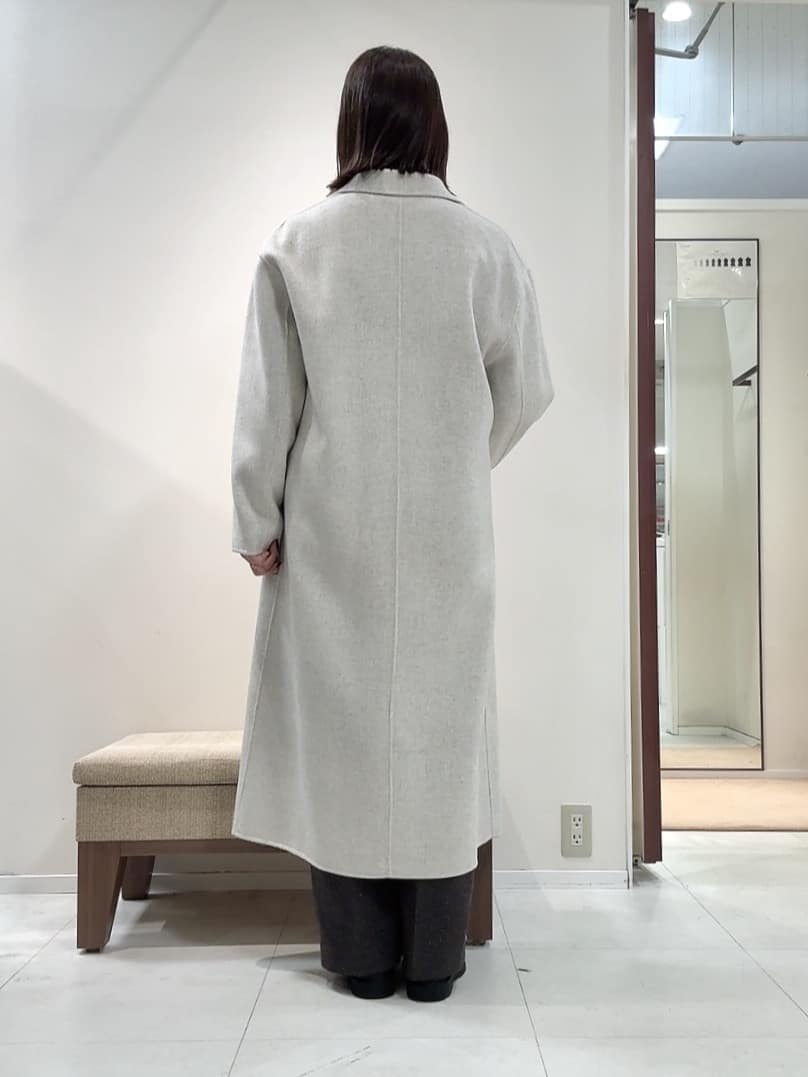 YUIさんの「UNTITLED｜【ロング丈/軽やか】テーラード　リバーコート」を使ったコーディネート