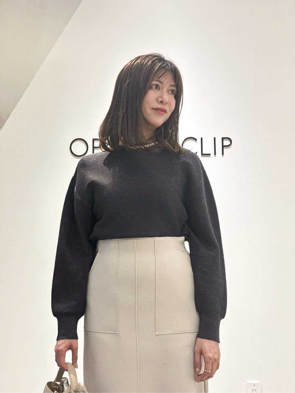 もんちゃんさんの「OPAQUE.CLIP｜ウールライクタイトスカート【洗濯機洗い可】《8col》」を使ったコーディネート