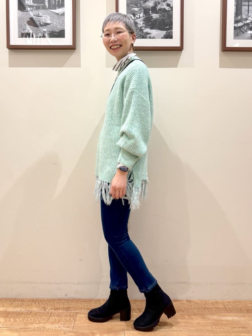 Ayumiさんの「SHOO･LA･RUE｜【S-LL】1枚で決まる 裾フリンジニット」を使ったコーディネート