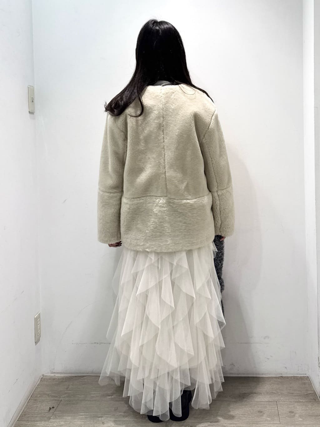 yuicciさんの「OPAQUE.CLIP｜シアーハイネックトップス【洗濯機OK】」を使ったコーディネート
