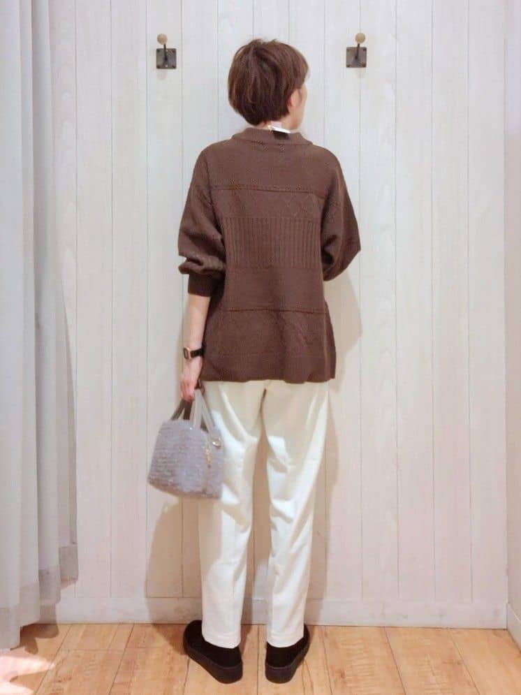 Ribさんの「SHOO･LA･RUE｜【洗濯機可/S-LL】美脚見え あったか裏起毛 テーパードパンツ」を使ったコーディネート