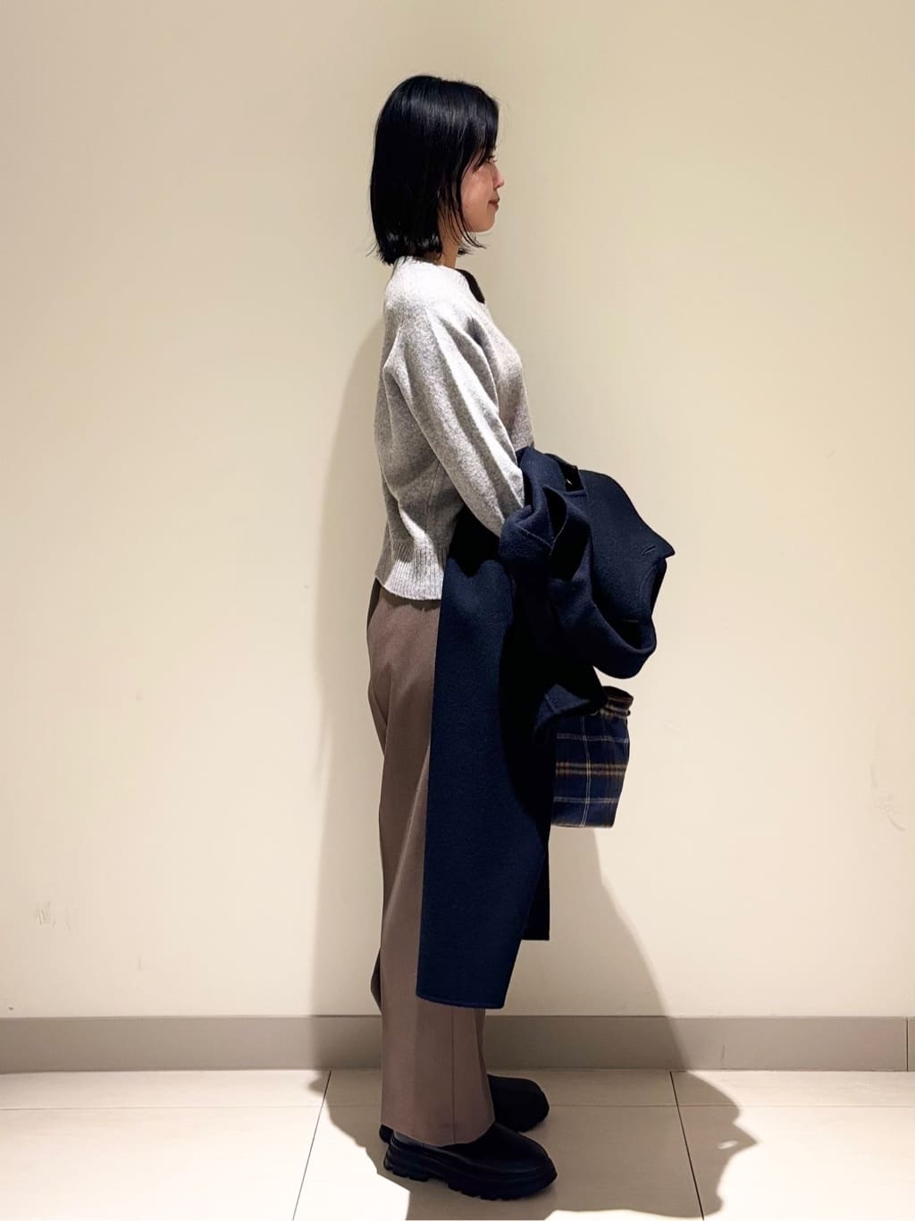 mayuさんの「Dessin｜【洗える】マットドレープニーハイフレアパンツ」を使ったコーディネート
