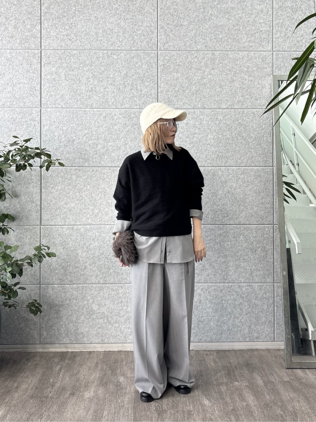 kotakiさんの「INDIVI｜【洗える】ヘアリーフォルムニット」を使ったコーディネート