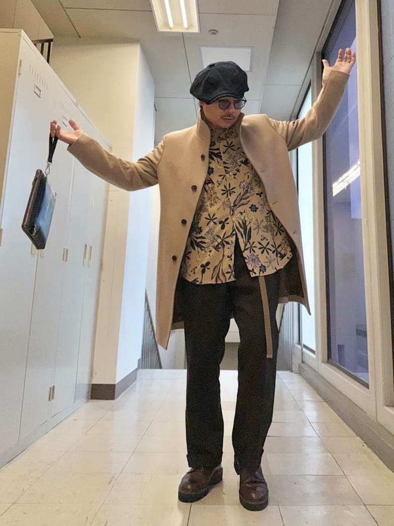 MAKOTO AIさんの「TAKEO KIKUCHI｜【ウールカシミヤブレンド】ビーバー調 スタンドカラー コート」を使ったコーディネート