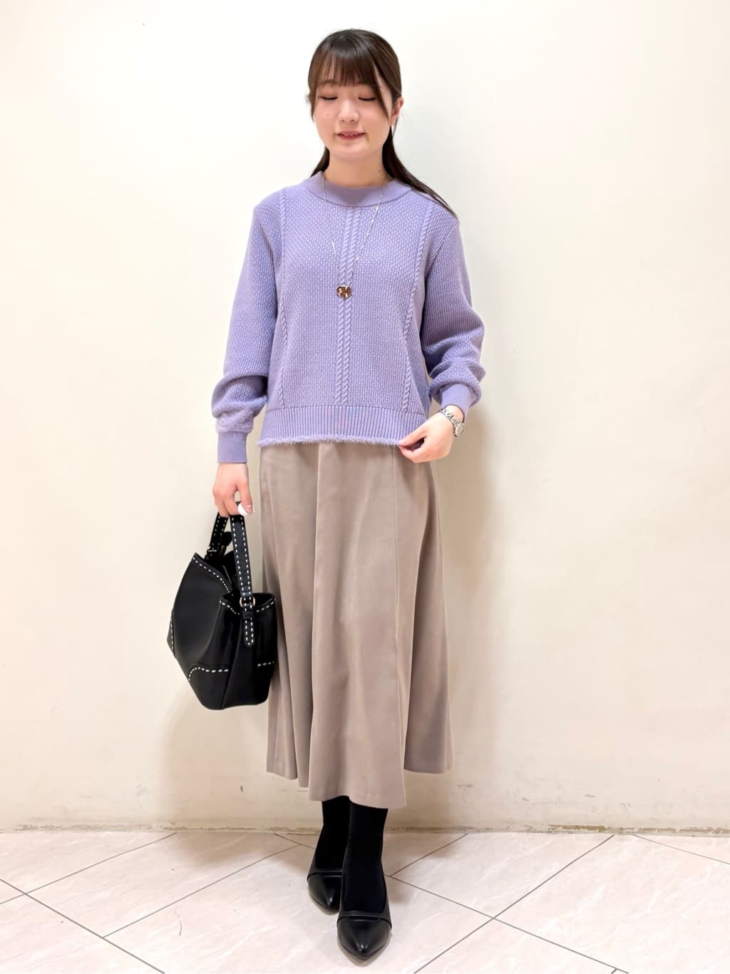 mikiさんの「Reflect｜【通勤】スエードライクフレアスカート」を使ったコーディネート