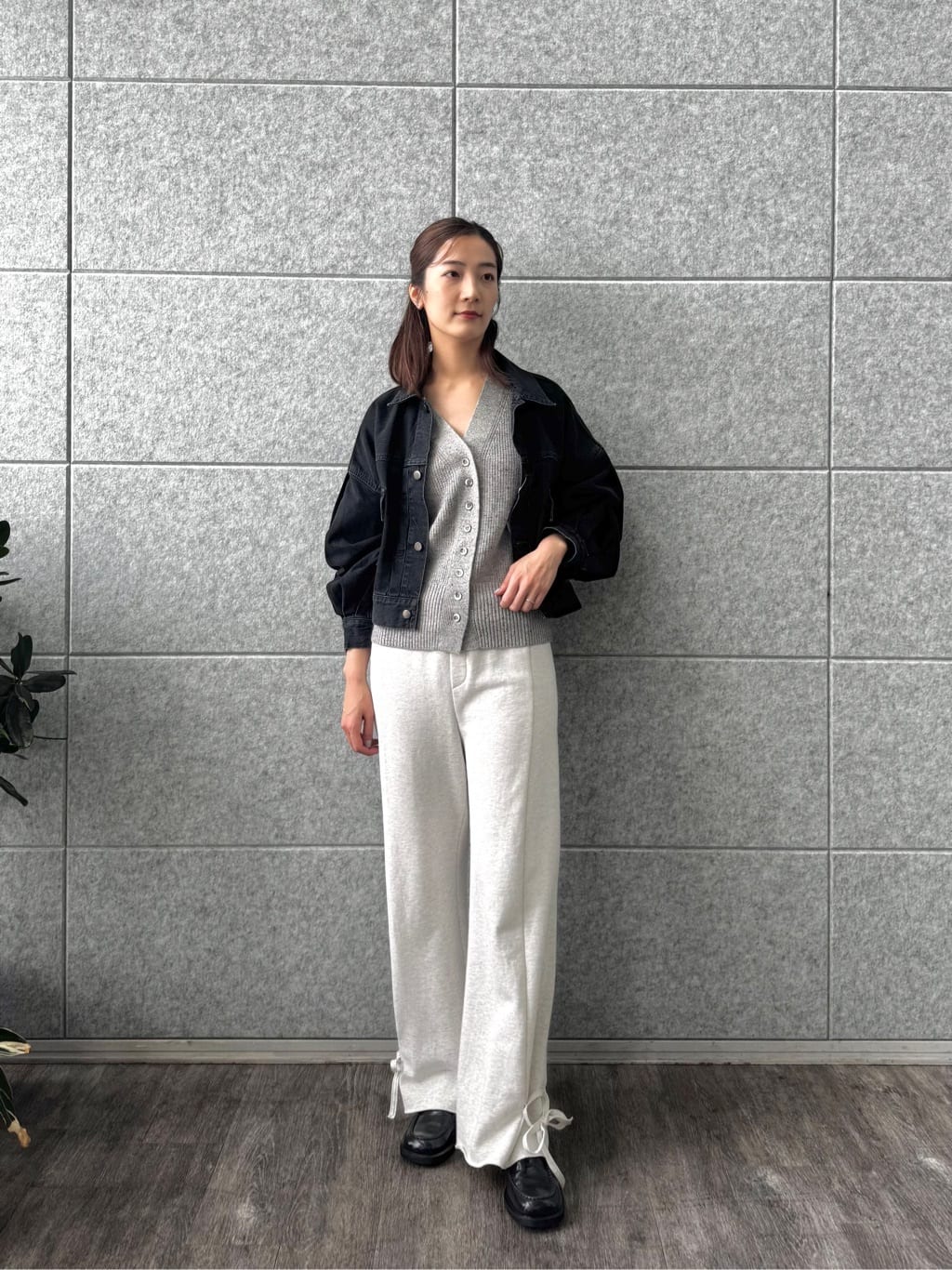uchi__yamaさんの「CODE A｜puff cardigan」を使ったコーディネート