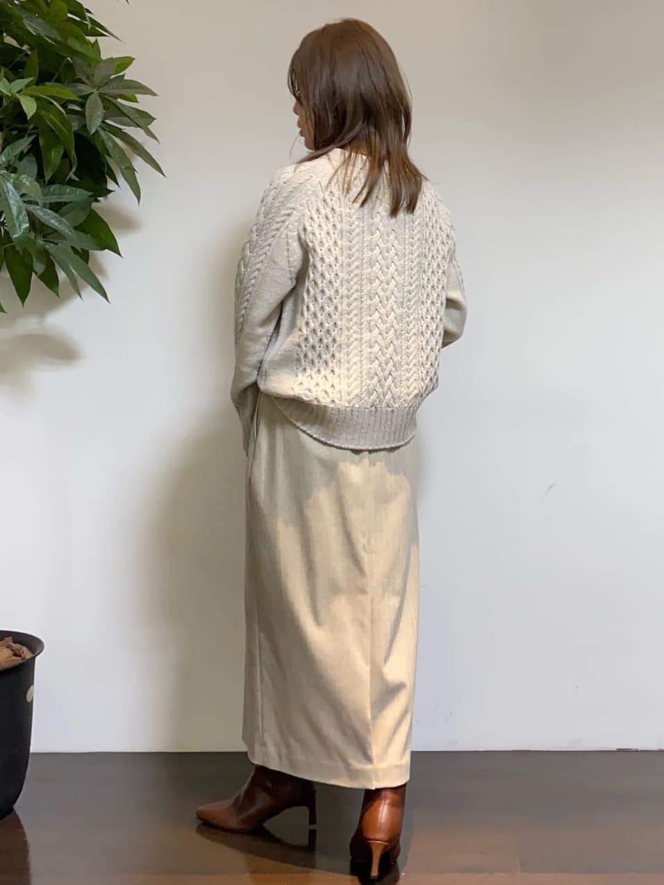 tomoさんの「UNTITLED｜【着回しが効く／オンオフアウター】ウールショートコート」を使ったコーディネート