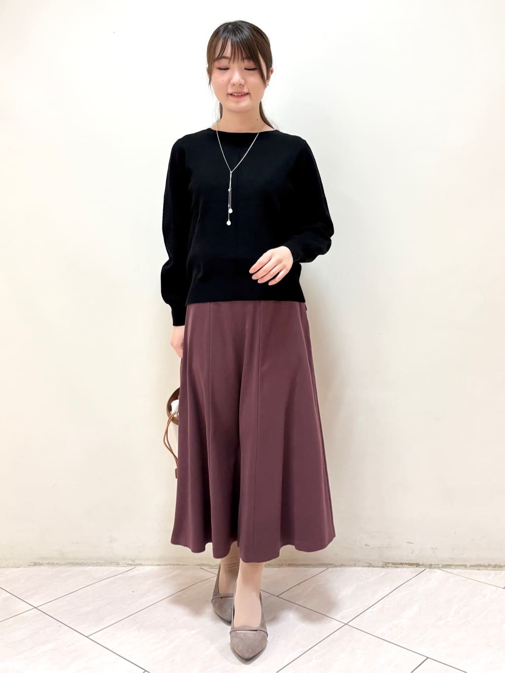 mikiさんの「Reflect｜【選べる6色／長く着られる◎】ボートネックニット」を使ったコーディネート