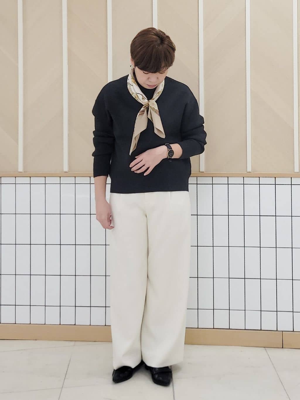 tomoさんの「COUP DE CHANCE｜【手洗い可／日本製】タックワイドパンツ」を使ったコーディネート