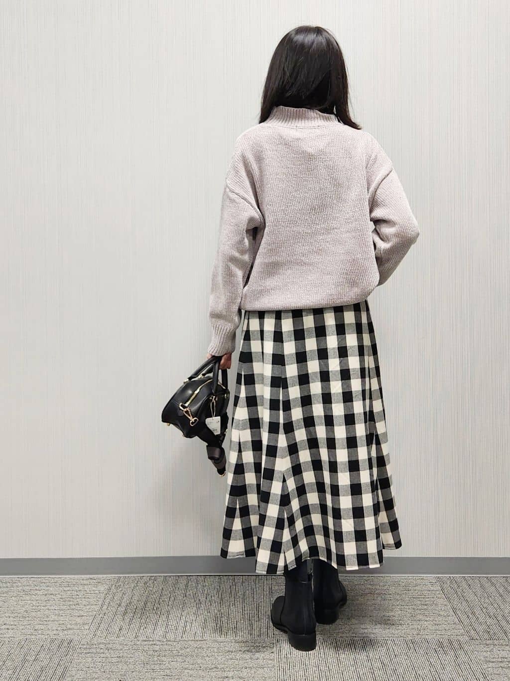 naraさんの「Dessin｜【洗える】ハイネックベロアモールニット」を使ったコーディネート