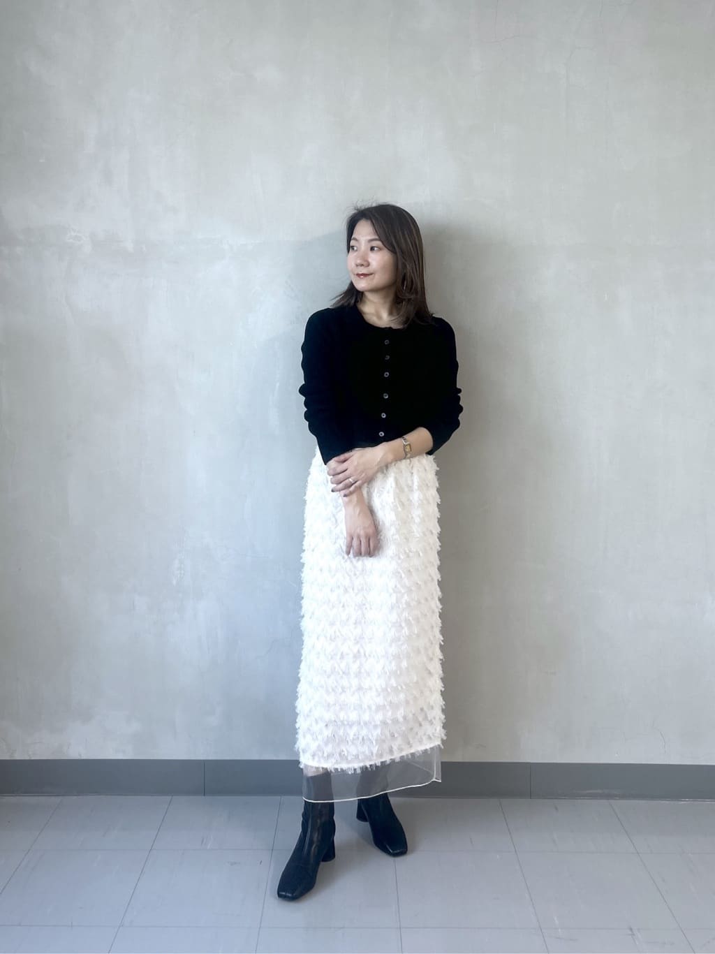 takaさんの「INDIVI｜【オケージョン／セレモニー】フリンジタイトスカート」を使ったコーディネート