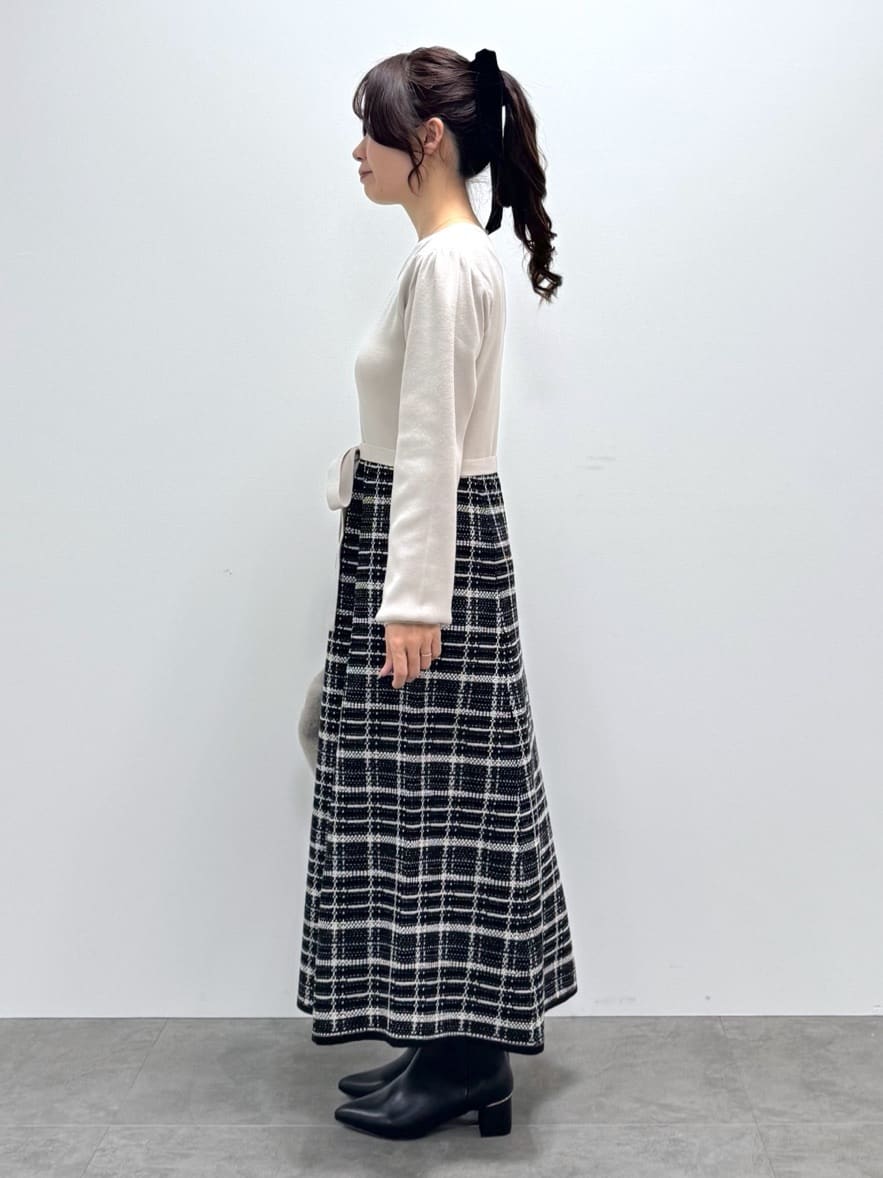 kozuさんの「index｜チェックラメジャカードニットワンピース」を使ったコーディネート